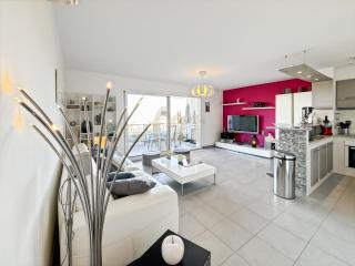 Vue mer - T2 sur les hauteurs de L'Île-Rousse - 0