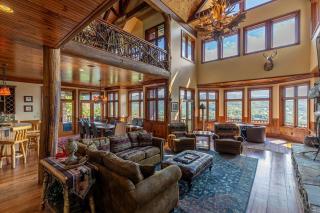 Overlook Estate in The Farm - 4