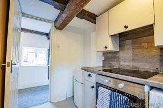 Charming 2-Bed Apartment in Bewdley Town Centre - 7