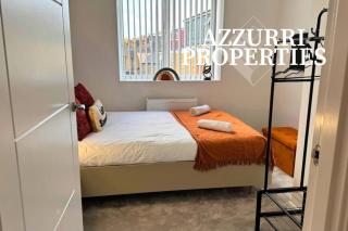 Monthly Stays at Church Road by Azzurri Properties Short Lets & Serviced Accommodation Barnet with Balcony and Free Wi-Fi - 3