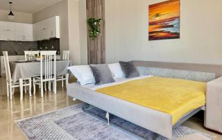 Elegant Apartment in Saranda Terraces - 8