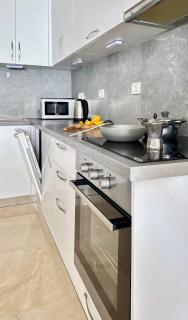 Elegant Apartment in Saranda Terraces - 3