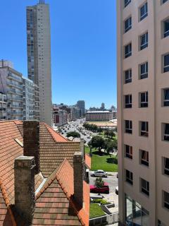 Apartment for 6, Mardel, beachfront - 7