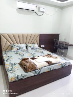 New Woodland Lodge Near Airport - Guwahati - 9
