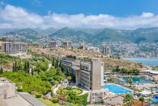 Canvas 2-Bedroom Apt in AquaGate Resort Tabarja - 6