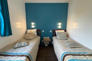 Bright apartment with pool and golf view - 5