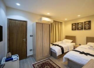 majjesticc INN pyramids view - 1