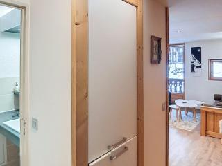 Charme et Confort au Centre de Val d'Isère – 2 Pièces Cabine Rénové pour 5 Pers., Proche Pistes - FR-1-518-25 - 2
