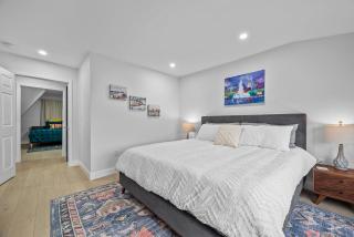 Charming 3Bed 2&half Bath with Deck & Free Strt Parking - 5