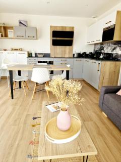 Le Gîte "Aubrac" Haut de gamme, Jardin, Piscine - 9