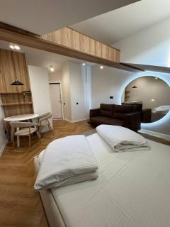 Проспект Свободи 47 - 6