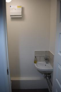 3-Bed Semi-Detached Perfect for Work & Family with Parking - 6