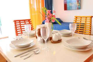 Oceanfront Studio Beach and Pool - 8