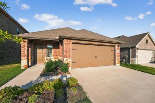 Brand New 3-Bedroom Home with Luxury Amenities - 9