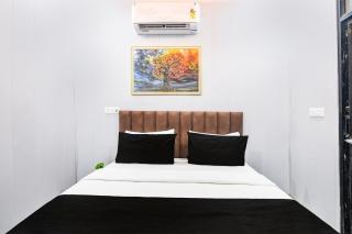 Hotel O HI-WAY Palace - 1