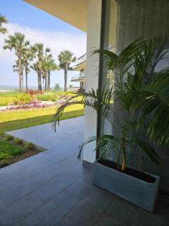 Gem Waterfront Apartment - 1