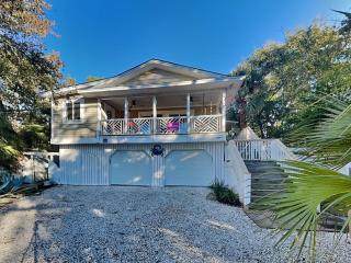 2nd Avenue - Mid Island by Tybee Vacation Rentals - 4