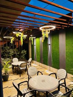 Holiday One Hotel & Suites - 4