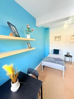 200m to Wembley Stadium Guest Rooms - 1