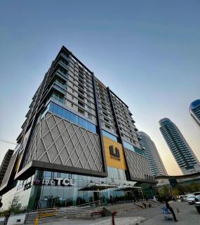 Sky Heights Mountain Luxe Apartments - Opp Centaurus Mall Islamabad - 0