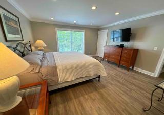 Brushy Creek Lodge - Riverfront, Hot Tub, Fire Pit - 4