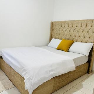 Residence Next Door Sunset - 8