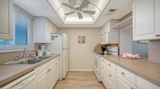 Crescent Royale Condominiums 4A - 1