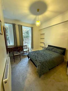 2 Bedroom Stirling City Centre flat - 4