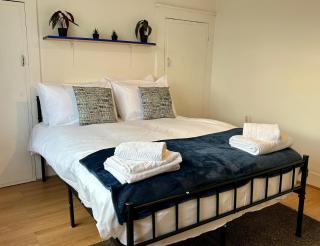 Comfortable 2BDR House near Surrey Quays and River - 8