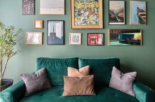 Sleek and perfectly located - 0