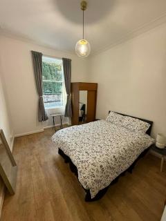 2 Bedroom Stirling City Centre flat - 2