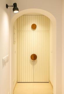 Modern Coastal Stay Airy 1BHK with Balcony - 8