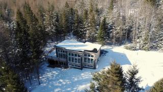 Modern Waterfront Cottage on the Rouge River & Spa - 5