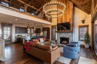 Firesky Lodge at Eagles Nest - 3