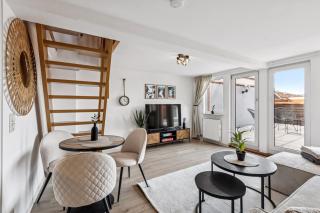 Moderne Maisonette-Wohnung, Balkon, Zentral - 0