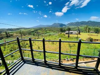 Freedom Peak Cabin Ambewela - 8