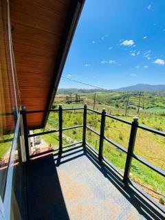 Freedom Peak Cabin Ambewela - 2