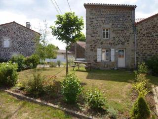 Gîte indépendant 4 pers. à Rauret avec cour, proche gorges de l'Allier, parking privé, animations. - FR-1-582-193 - 8