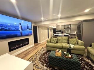 Luxury 2-Bedroom Designer Suite Richmond Hill Lake Wilcox - 0