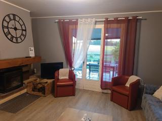 Gîte spacieux avec salle de jeux, tennis et cheminée, idéal pour familles et amis jusqu'à 15 pers. - FR-1-410-223 - 3