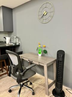 Departamento completo con balcon en Av Carranza - 4