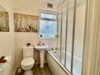 Stunning 1 BDR Flat in Bushey Heath Watford - 7