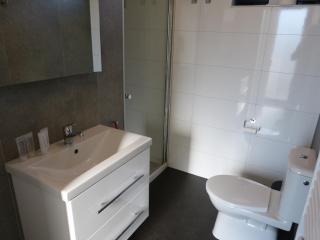 Ferienhaus 55 am Wasser Olburgen - perfekt für Familien - mit Freibad, Sauna, Restaurant und Spielplatz - 2