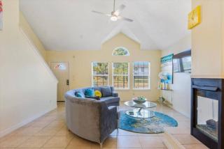 3 Bedrooms Peaceful Patio Modern Interior - 1