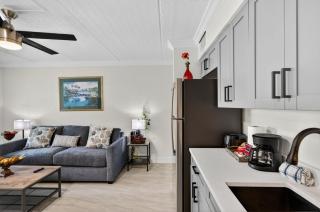 Sunset Beach Suites Unit 3 - 4