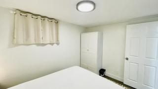 Cozy Modern 2BR in Millcreek Tempurpedic Beds 83 inch 4k TV 10 Min to SLC Mountains - 3