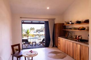 Chic Oceanfront Escape near Surf - 4