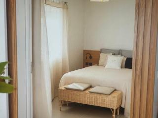 Sunny seaside stay - 5