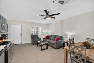 Park Shore Suites Unit 7 - 9