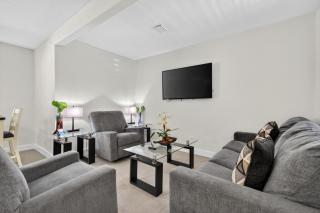 Park Shore Suites Unit 4 - 7